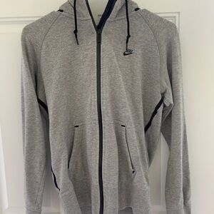 Juniors nike zip up hoodie size medium
